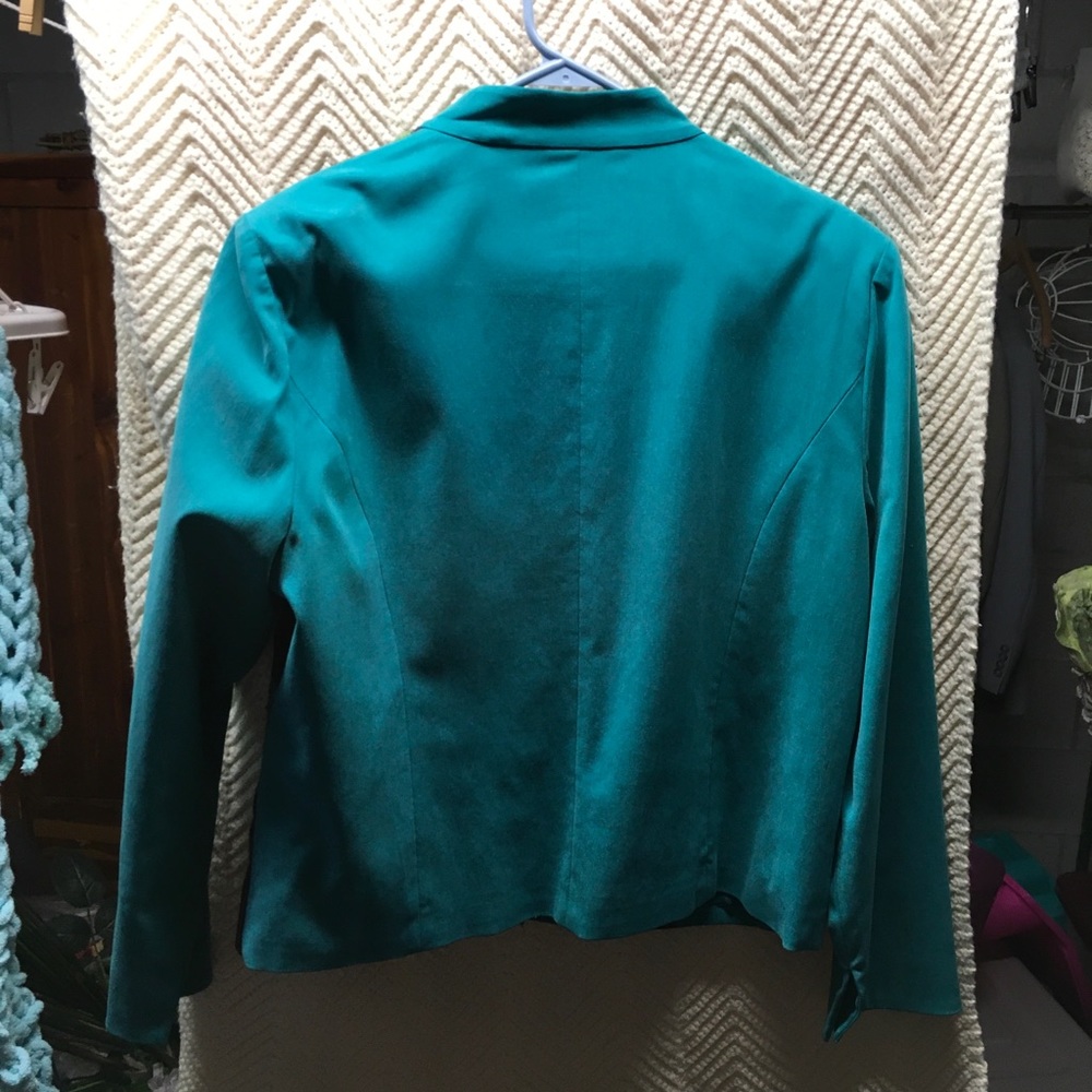 Jacket - Picture 2 of 5